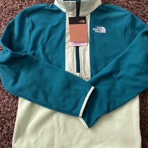 The north-face half zip